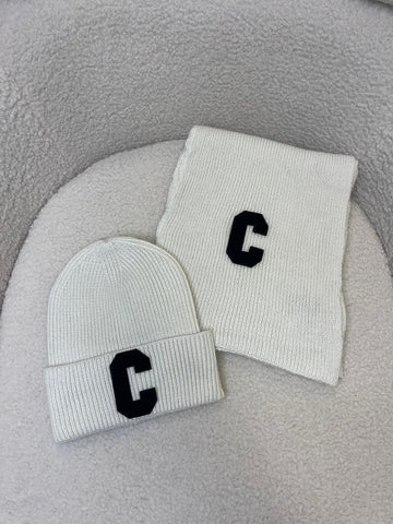 White C Hat & Scarf Set